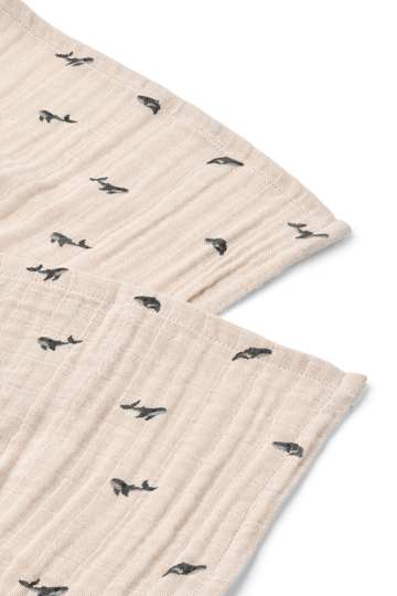Lewis muslin froteepyyhe 2-pack 65x65 cm. - Mini whale-Sandy - Liewood