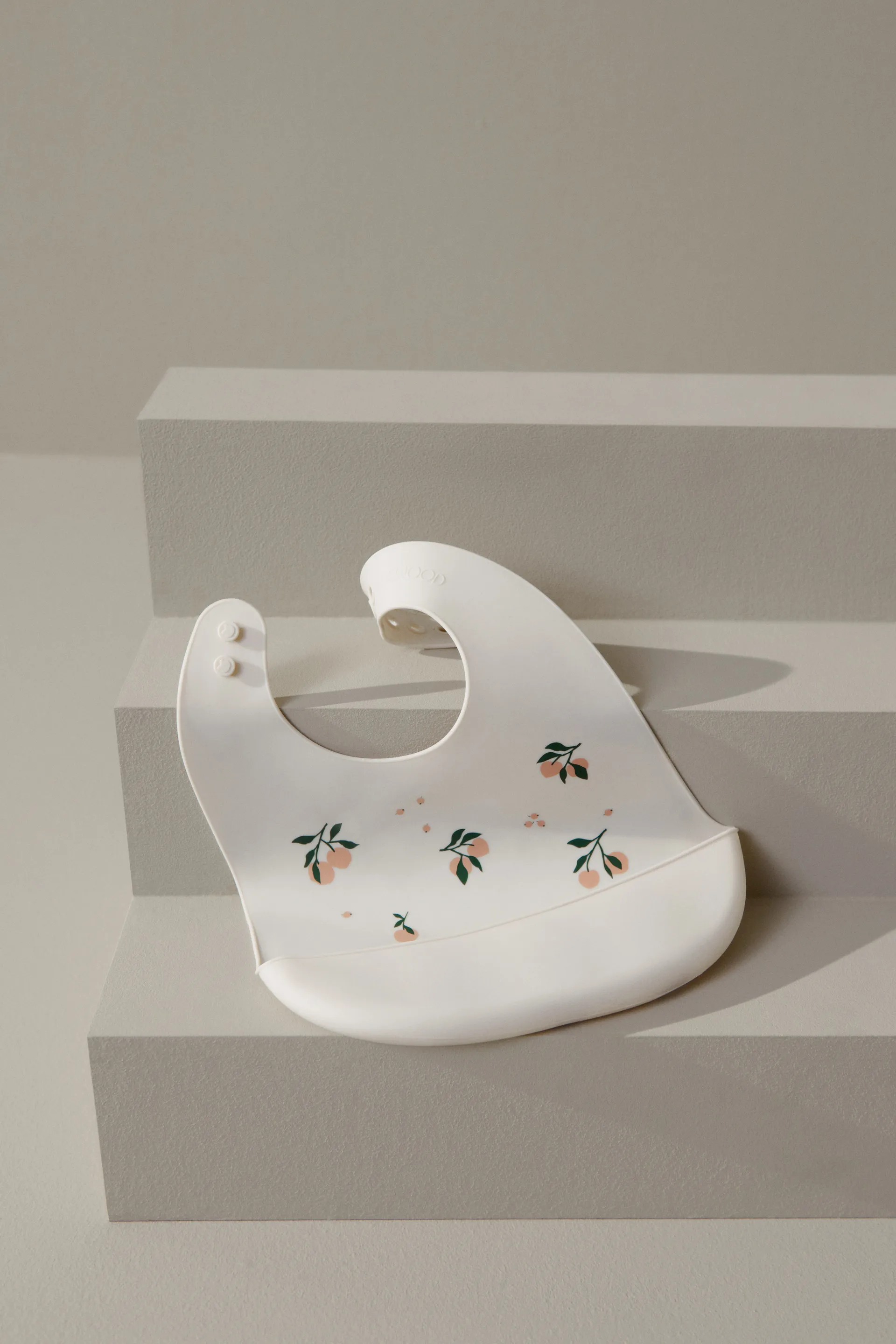 Tilda ruokalappu silikoni 2-pack, Peach-Sea shell mix Liewood