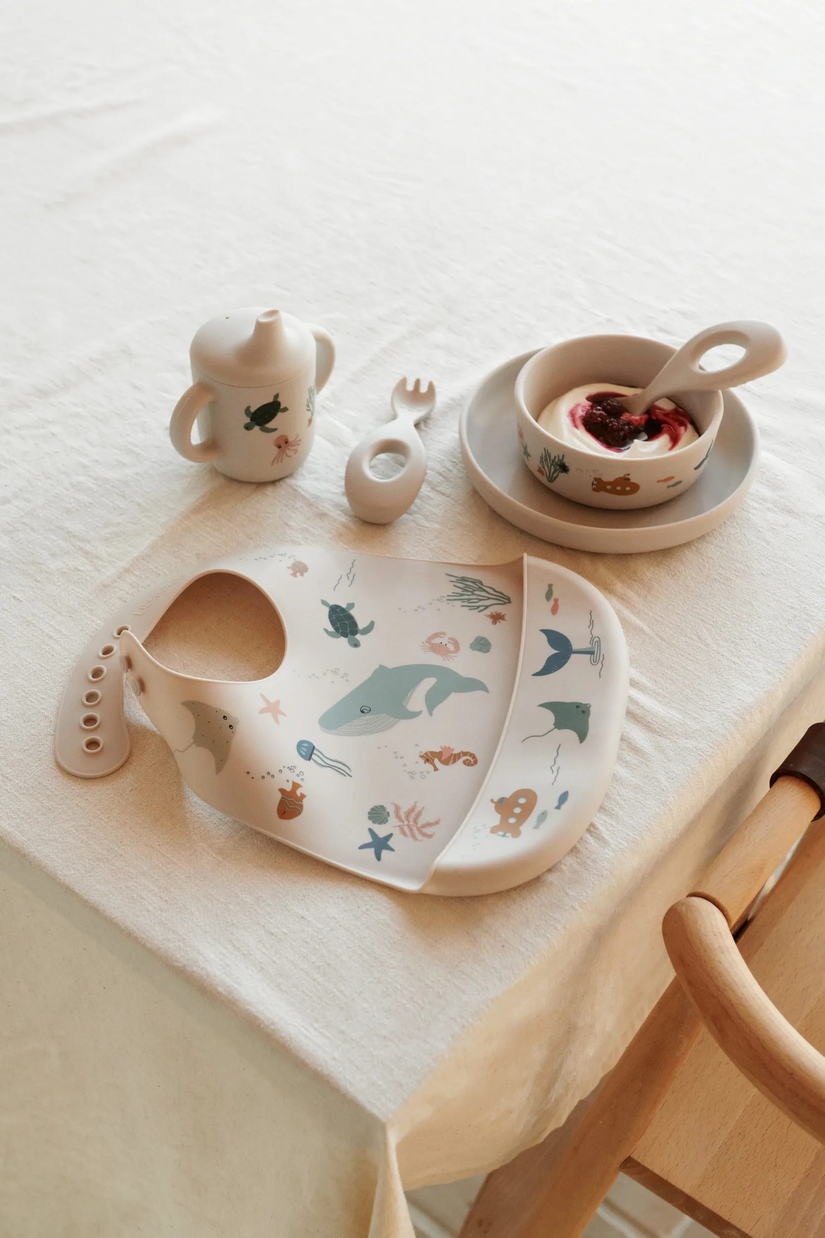 Tilda ruokalappu silikoni 2-pack, Sea creature-Sandy Liewood