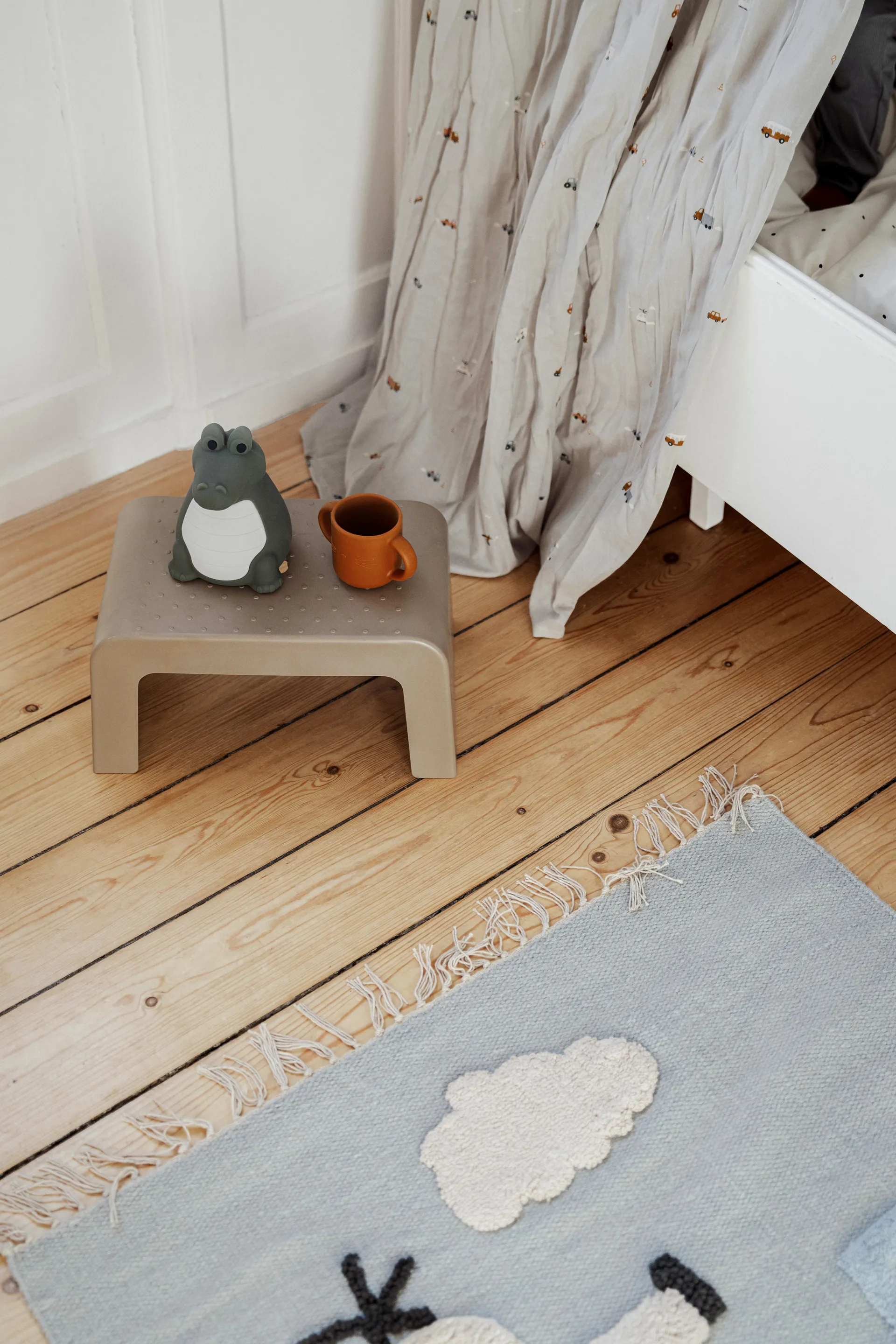 Ulla jakkara, Kyyhkynsininen Liewood