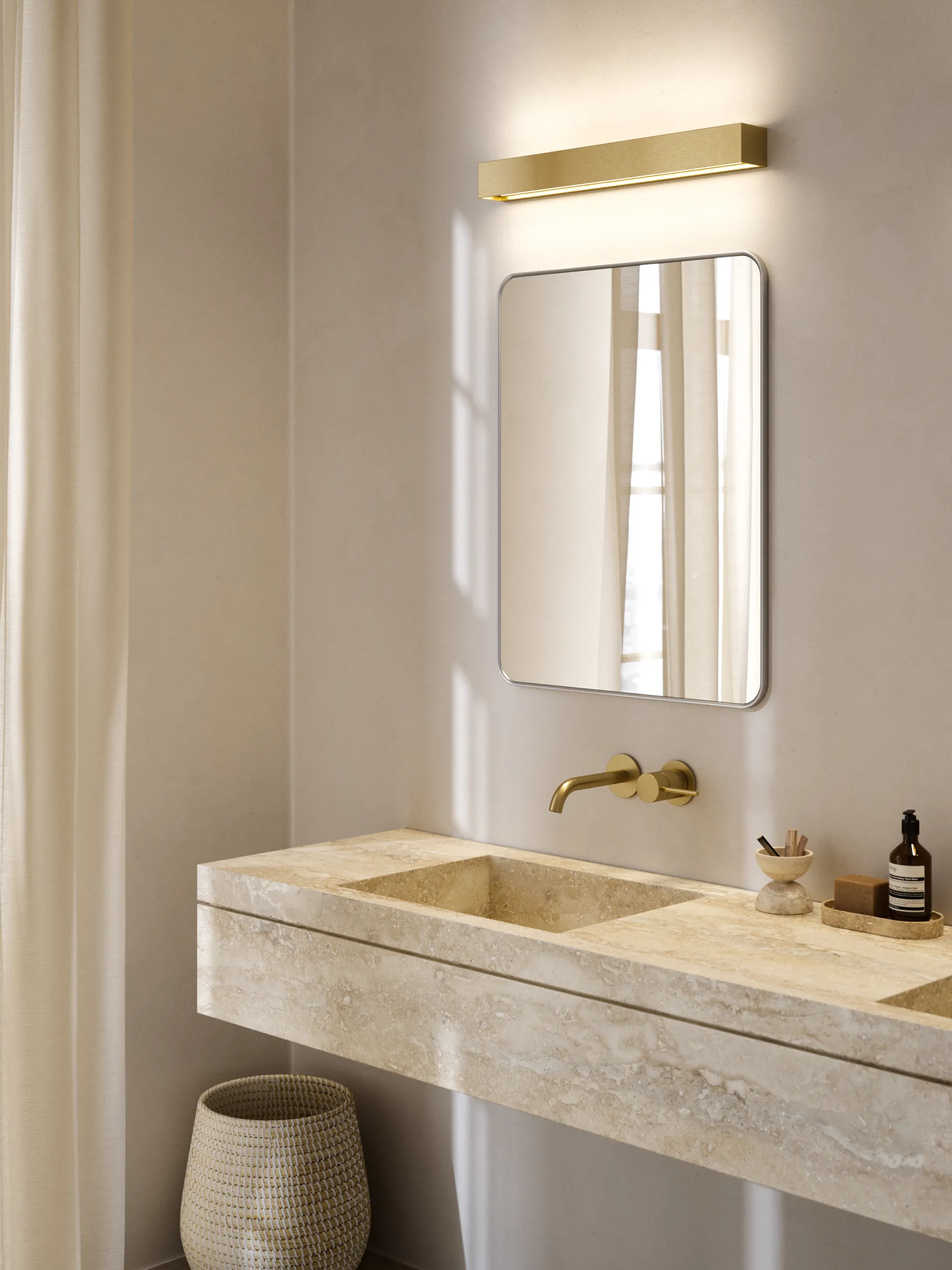 Linea W3 seinälamppu switch tune, Messinki, 7×60 cm Light-Point