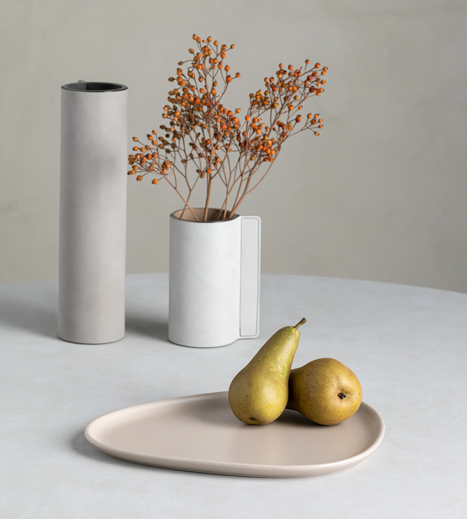 Curve Stoneware lautanen 26x30 cm, Hiekka LIND DNA