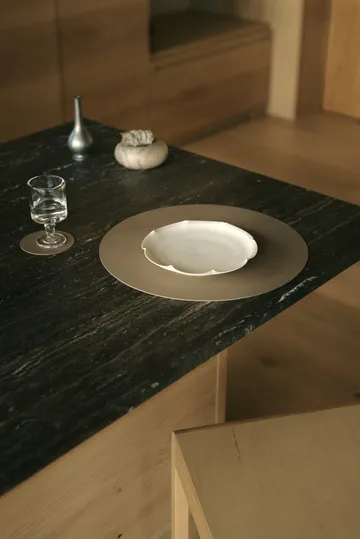 Nupo pöytätabletti - Clay brown, ympyrä, L - LIND DNA