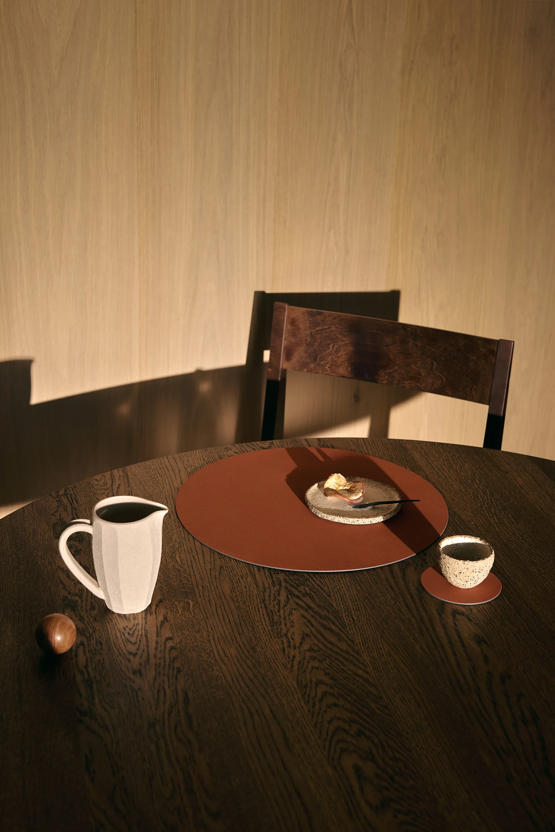 Nupo pöytätabletti, Ruoste, ympyrä, L LIND DNA