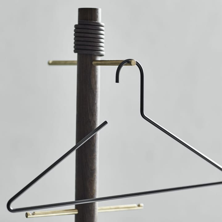 Slim henkari, Black LIND DNA