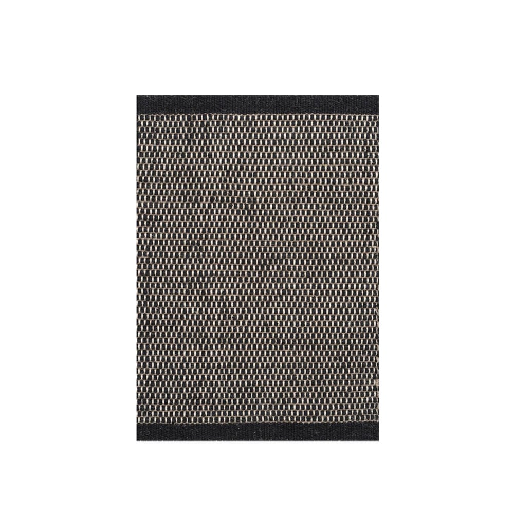 Linie Design Asko matto Black, 140 x 200 cm | Skandinaavinen Sisustus | Villamatot | Musta