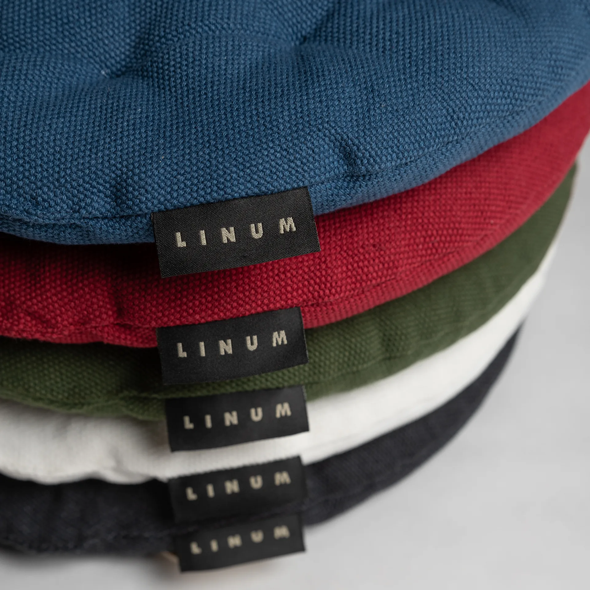 Pepper istuintyyny Ø37 cm, Indigonsininen Linum