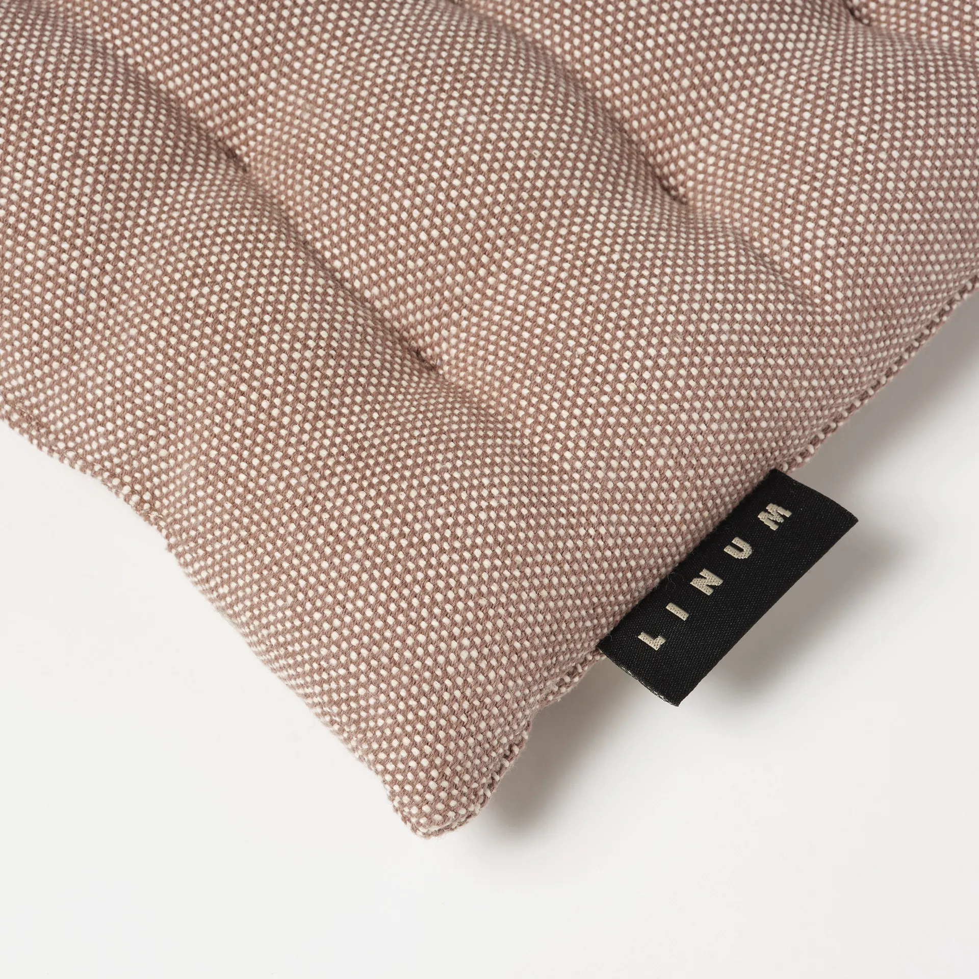 Pepper istuintyyny 40x40 cm, Tumma myyränruskea Linum