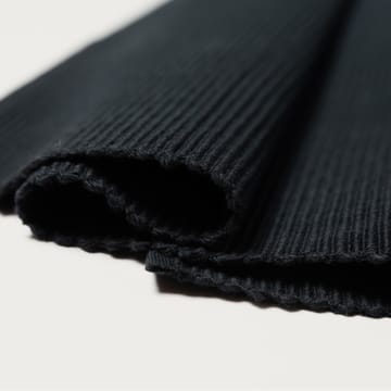 Uni pöytäliina 45x150 cm - Musta - Linum