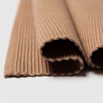 Uni pöytätabletti 35 x 46 cm 2-pakkaus - Camel brown - Linum