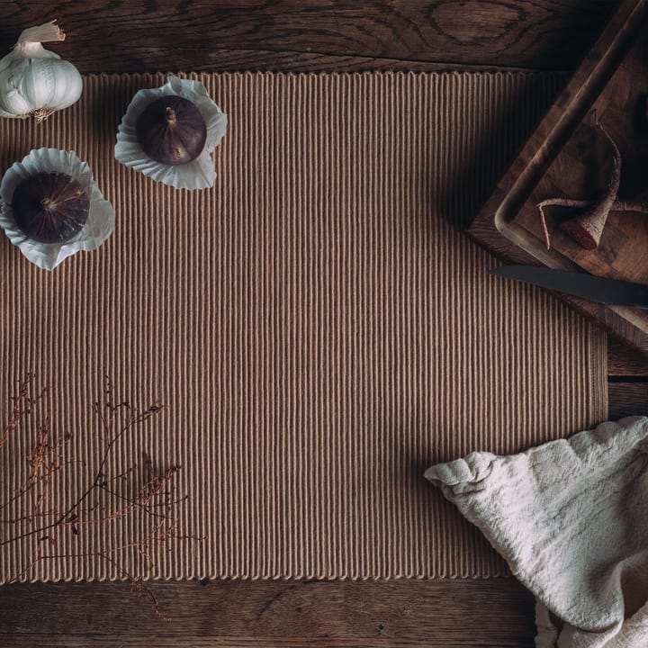 Uni pöytätabletti 35 x 46 cm 2-pakkaus, Camel brown Linum