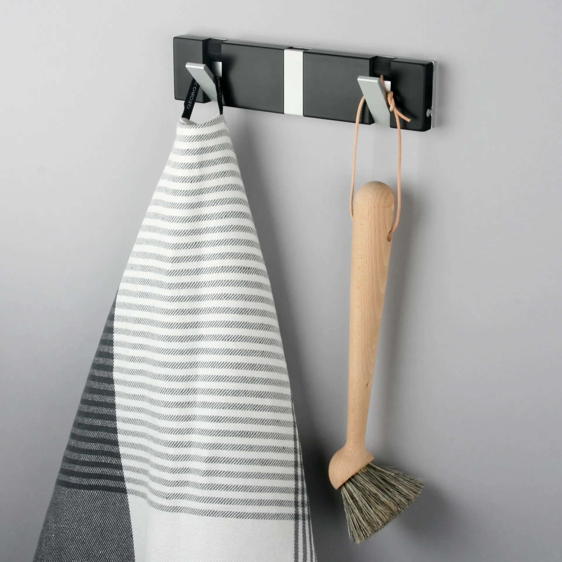 Loca Knax naulakko 20 cm komposiitti, musta LoCa