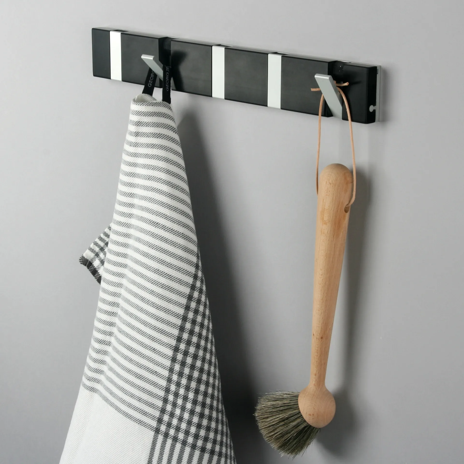 Loca Knax naulakko 33 cm komposiitti, musta LoCa