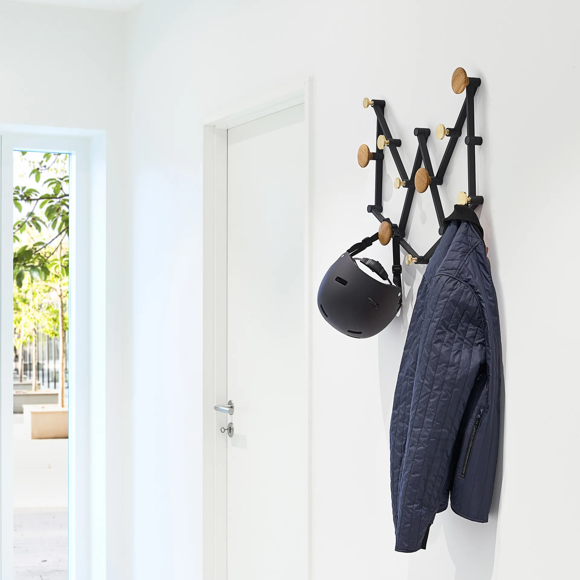 X•TEND vaateripustin, Tammi LoCa