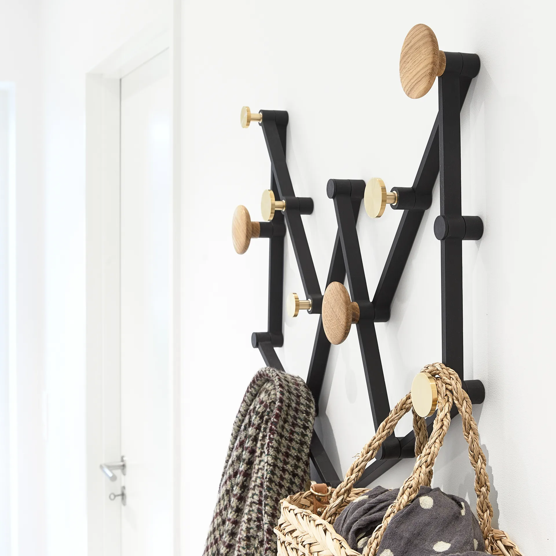 X•TEND vaateripustin, Tammi LoCa