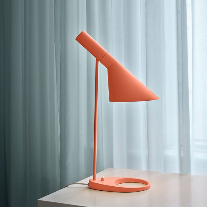 AJ MINI pöytävalaisin, Electric orange Louis Poulsen