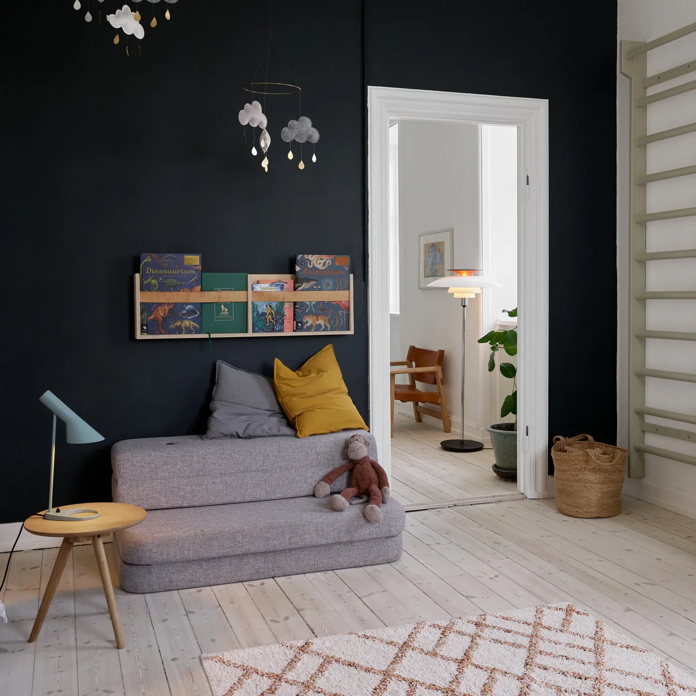 AJ MINI pöytävalaisin, Vaalea petrooli Louis Poulsen