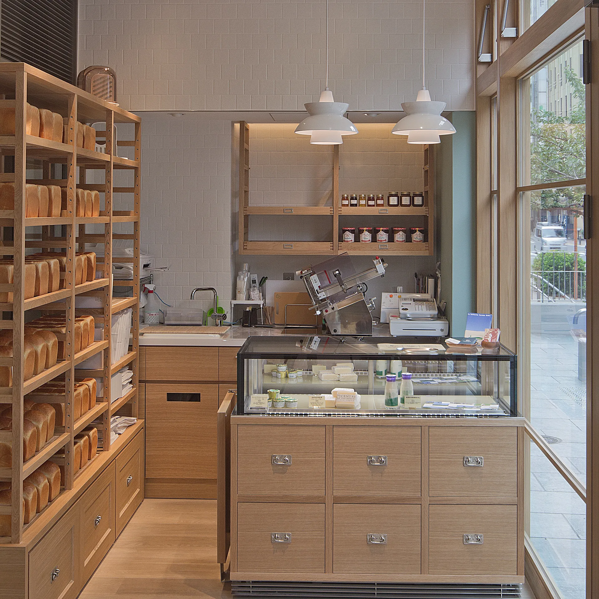 Doo-Wop -kattolamppu, Valkoinen Louis Poulsen