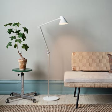 NJP lattiavalaisin - Musta, led, 3000k - Louis Poulsen