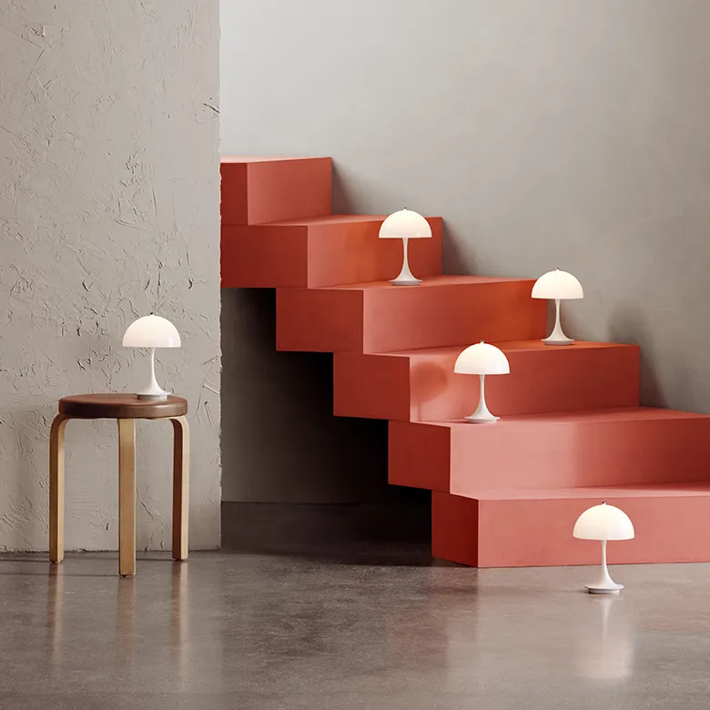 Panthella 160 Portable pöytävalaisin, Opaali Louis Poulsen