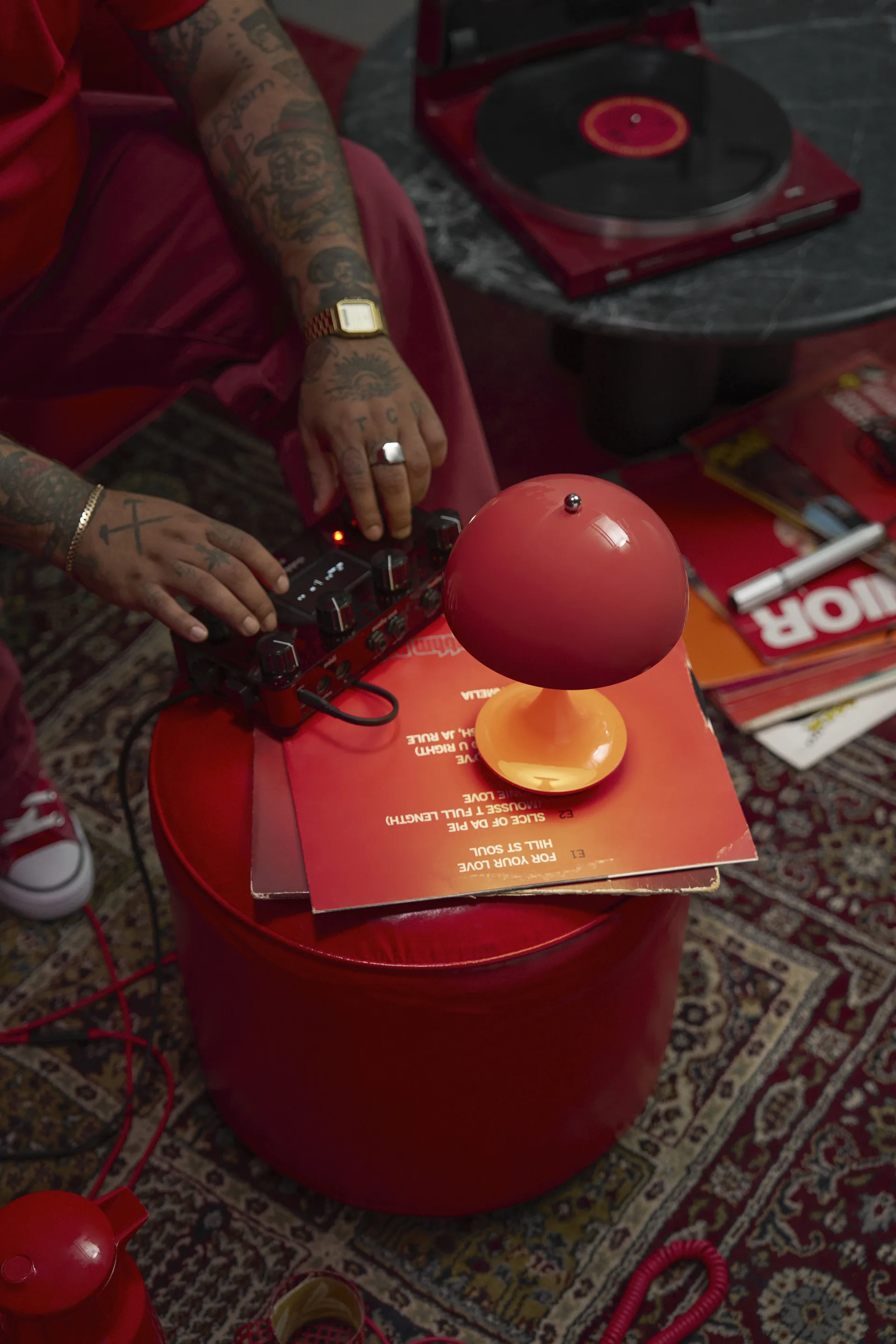 Panthella 160 Portable v3 pöytävalaisin, Opaque coral Louis Poulsen