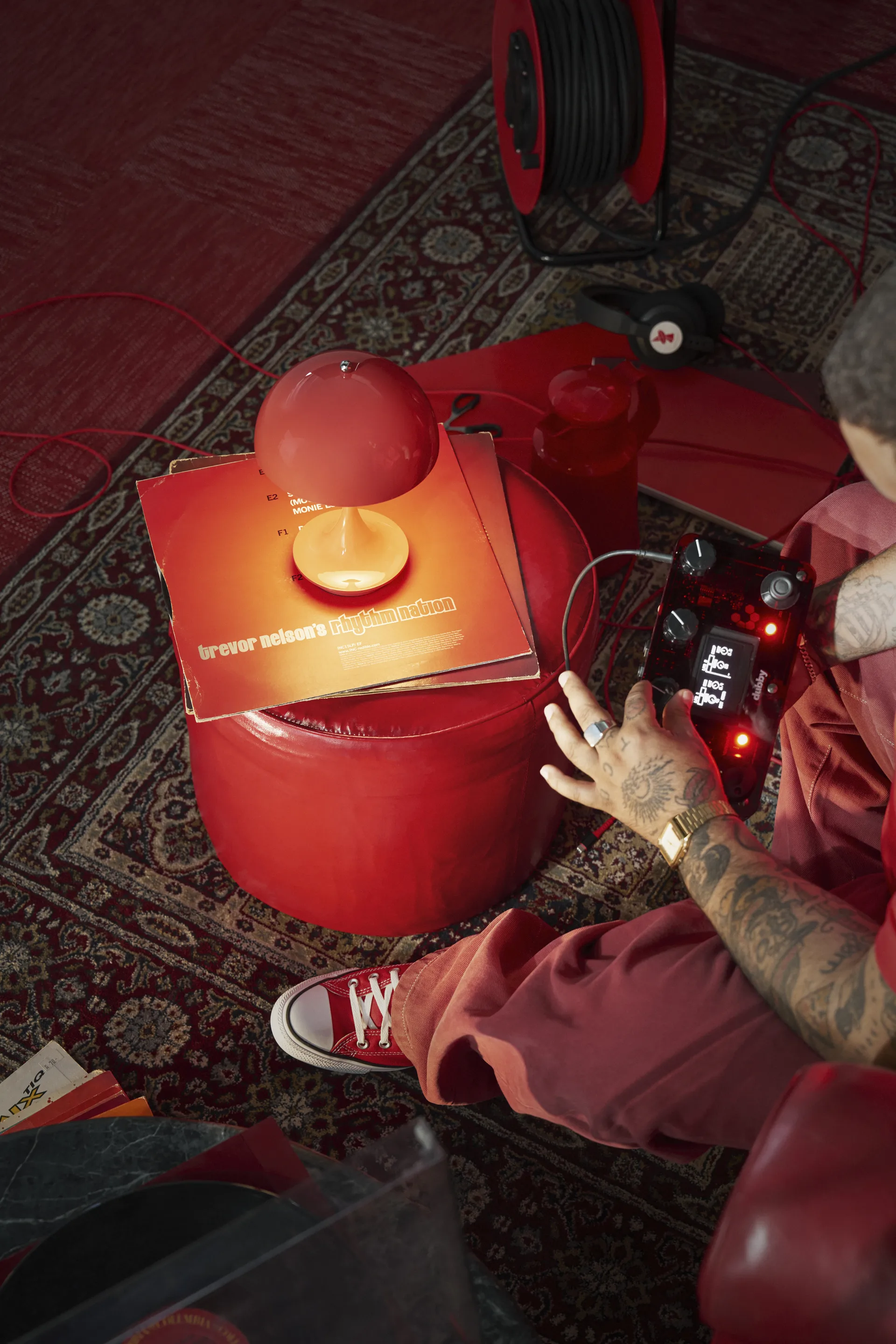 Panthella 160 Portable v3 pöytävalaisin, Opaque coral Louis Poulsen