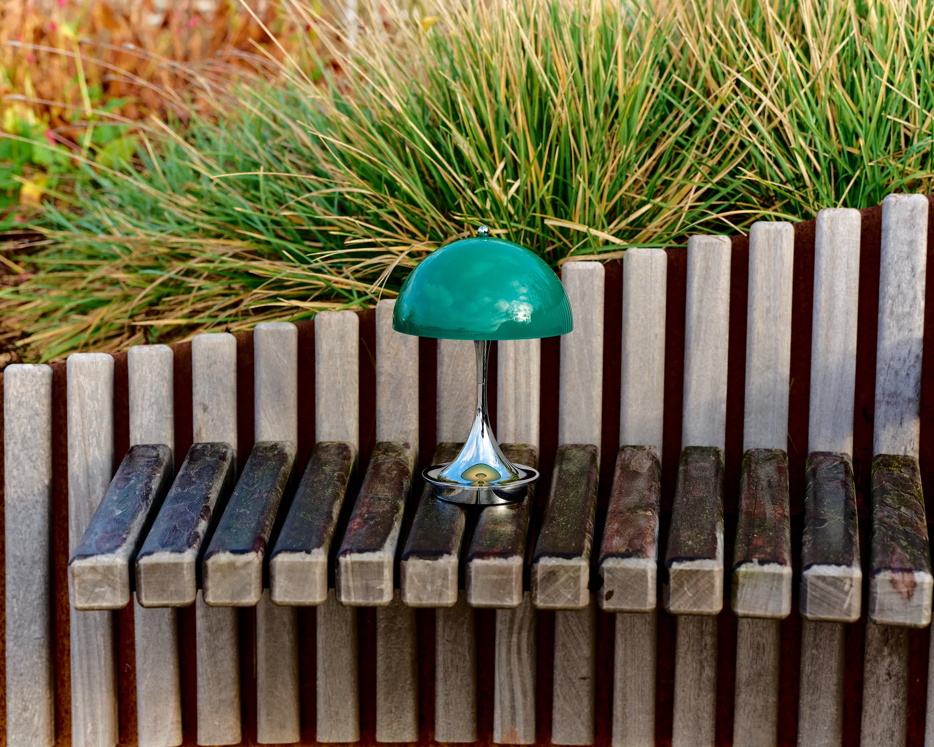 Panthella 160 Portable v3 pöytävalaisin, Original Opal Green Louis Poulsen