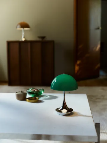 Panthella 160 Portable v3 pöytävalaisin - Original Opal Green - Louis Poulsen