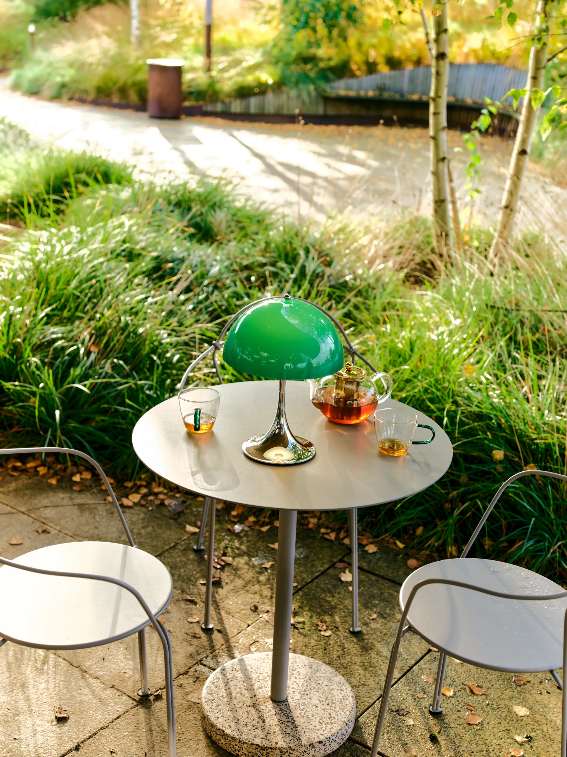 Panthella 250 kannettava pöytälamppu V3, Original Opal Green Louis Poulsen