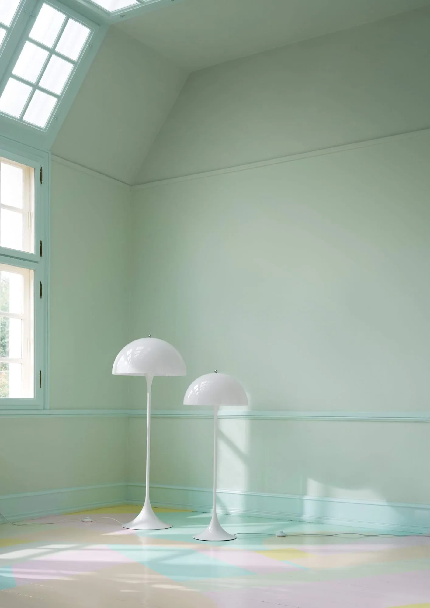 Panthella 500 lattiavalaisin, V3, Opal white Louis Poulsen