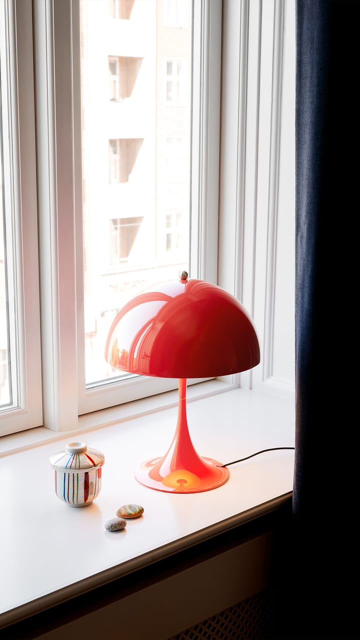 Panthella MINI -pöytälamppu, Koralli Louis Poulsen