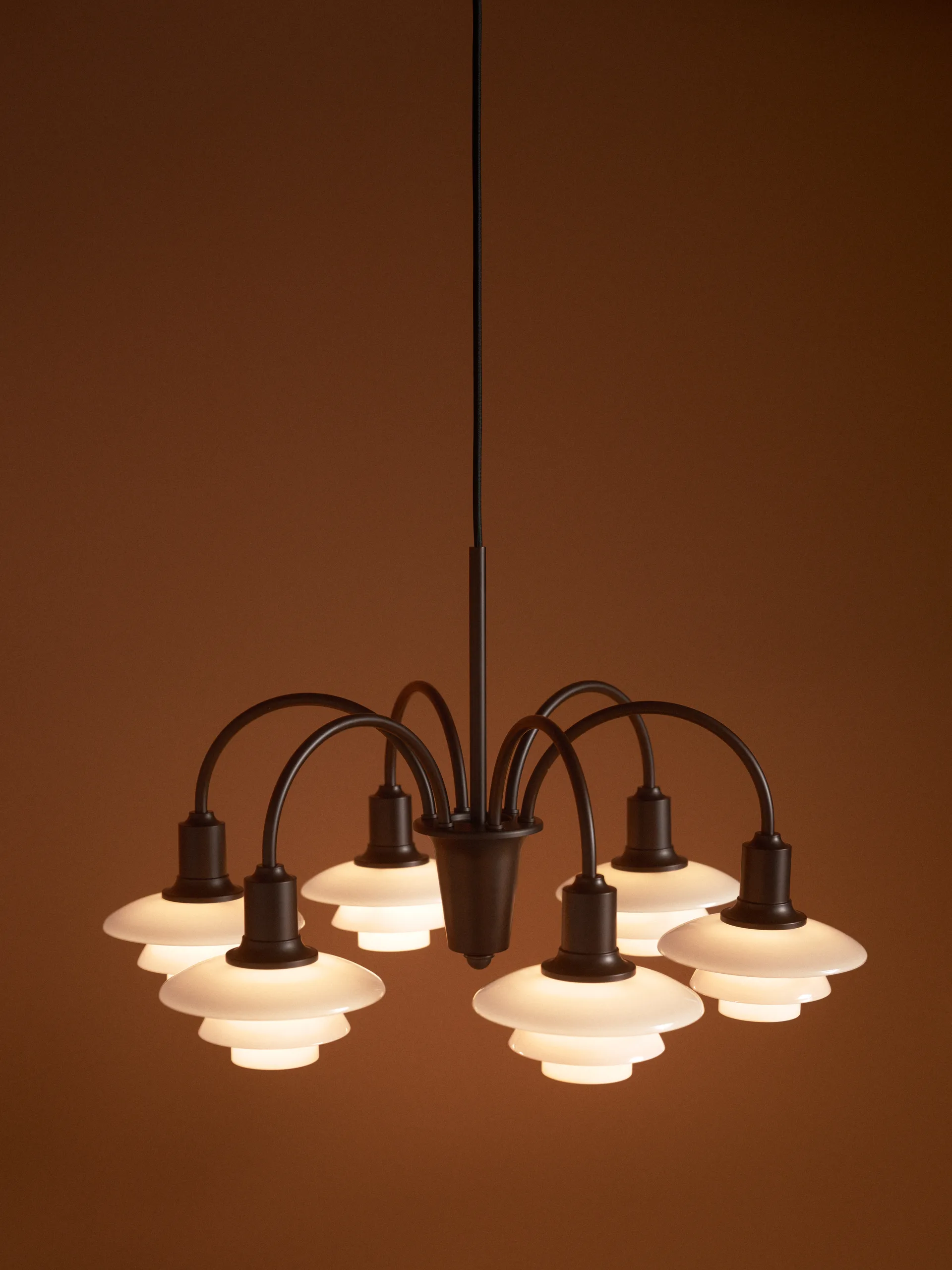 PH 1/1 Chandelier Centenary Edition kattokruunu, Brass-dusty terracotta, 6 käsivartta Louis Poulsen