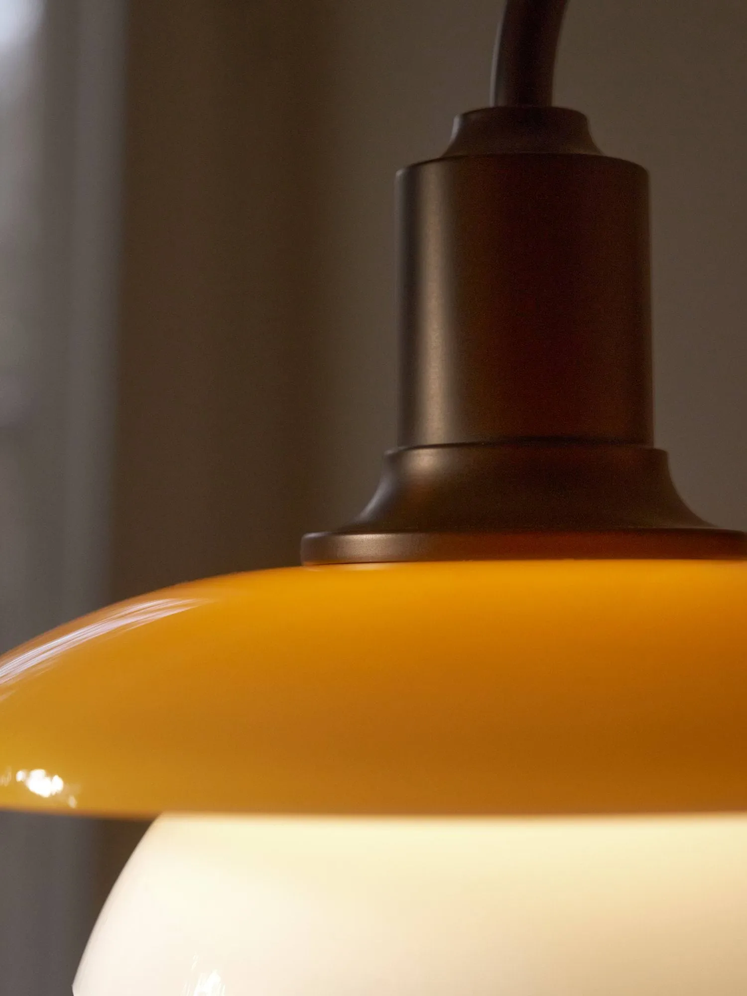 PH 3/3 penel Centenary Edition lamppu, Amber-Opal white Louis Poulsen
