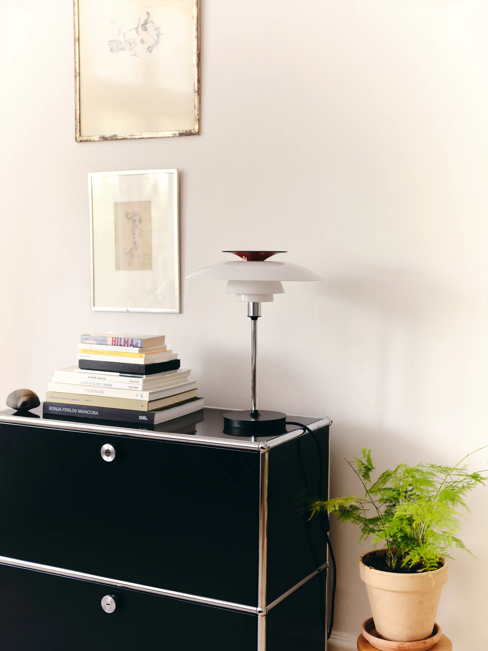 PH 80 pöytälamppu, Valkoinen opaali, kromattu Louis Poulsen