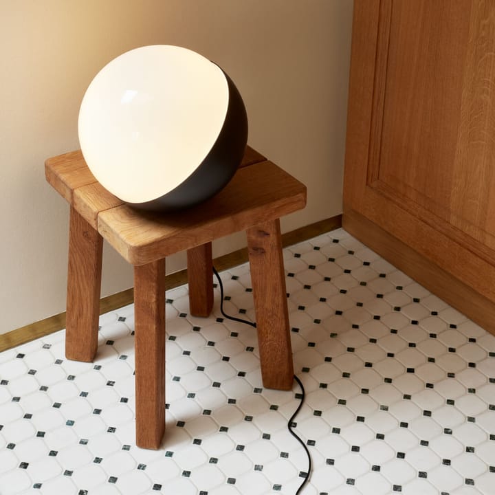 VL Studio pöytävalaisin/lattiavalaisin Ø15 cm, Musta Louis Poulsen
