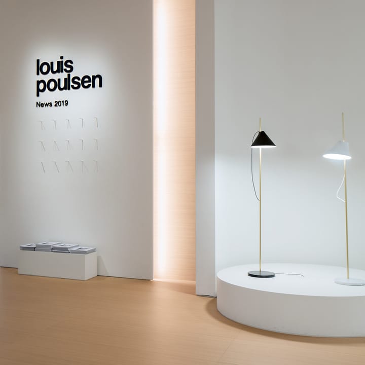 Yuh-jalkalamppu, Valkoinen-messinki Louis Poulsen