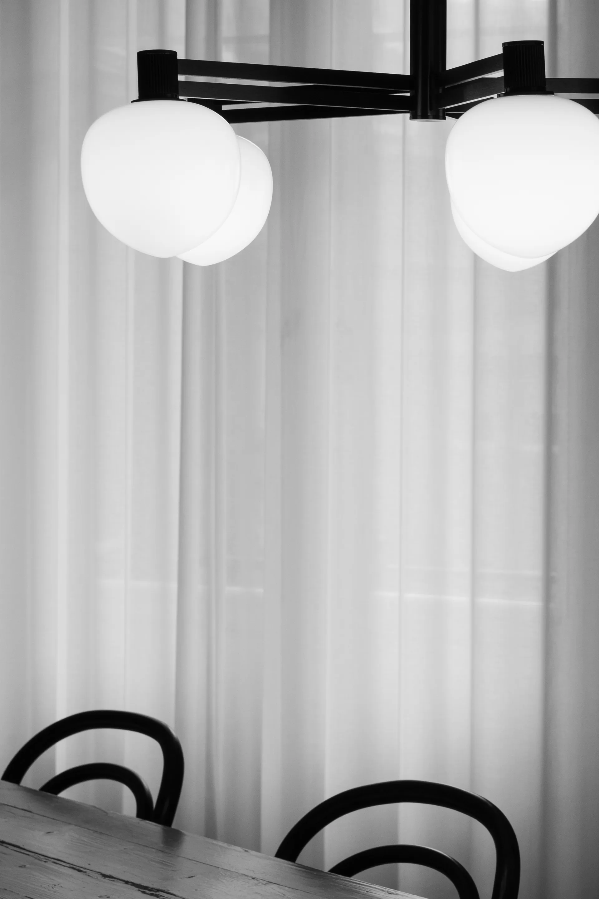 Memoir V 120 kattokruunu, Pronssi LYFA