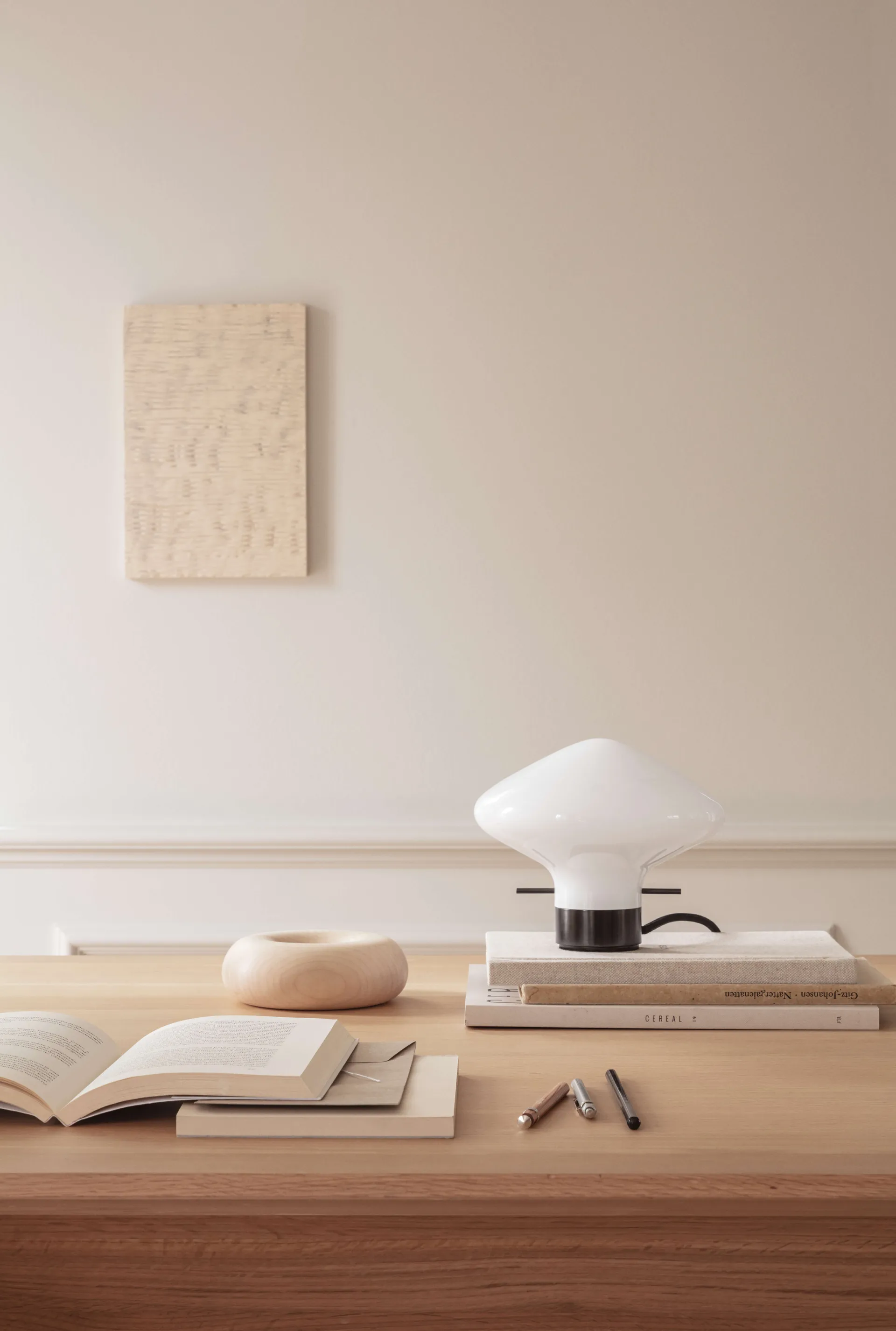 Repose 175 pöytälamppu, Black LYFA