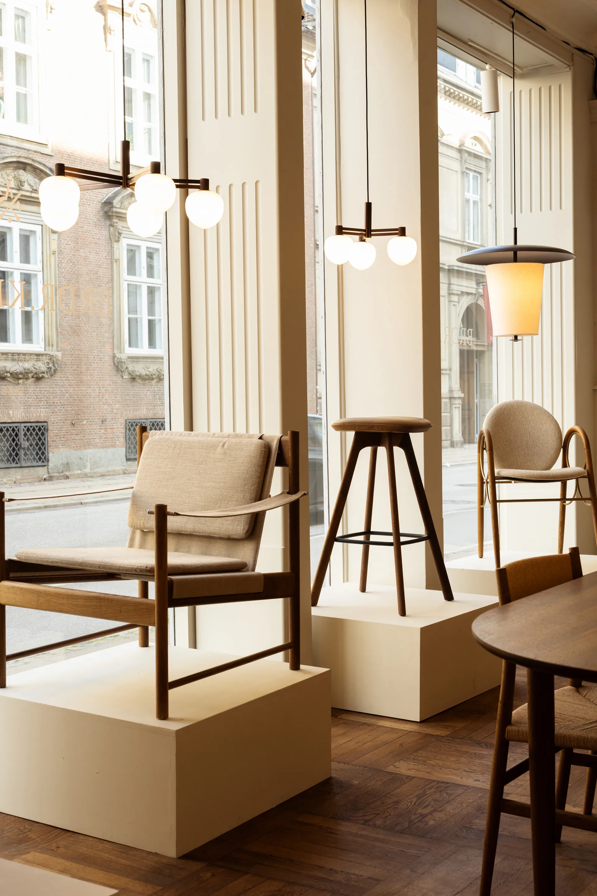 Toton 600 riippuvalaisin, Pronssi LYFA