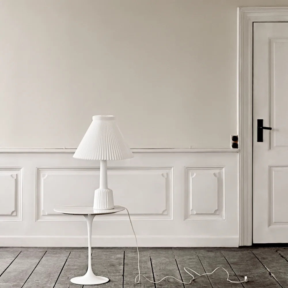 Esben klint -pöytävalaisin, Valkoinen, k. 44 cm Lyngby Porcelæn