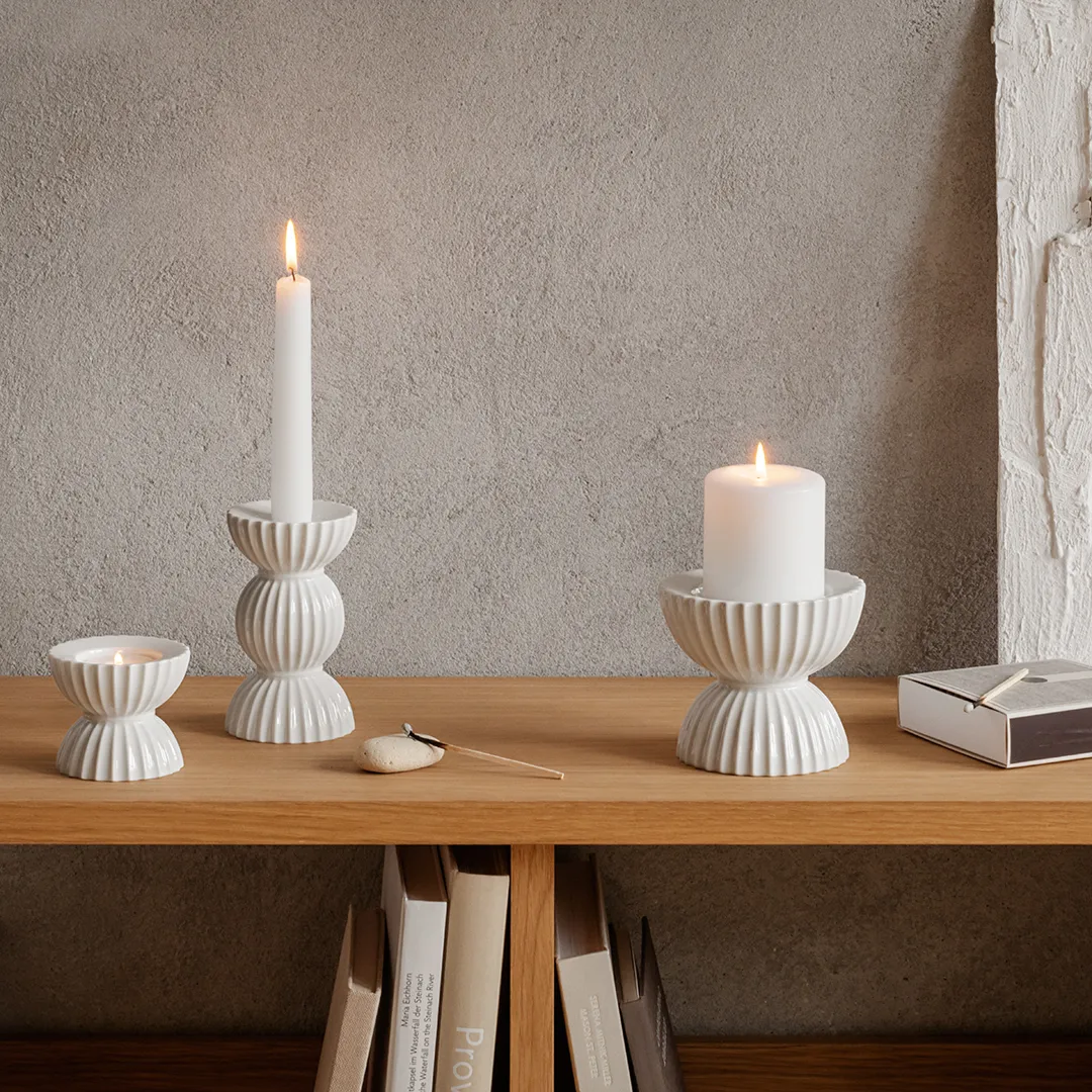 Lyngby Tura -pöytäkynttilänjalka Ø 11,5 cm, Valkoinen Lyngby Porcelæn