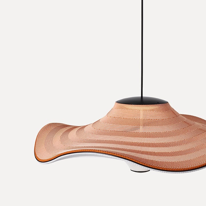 Flying riippuvalaisin Ø78 cm, Light terracotta Made By Hand