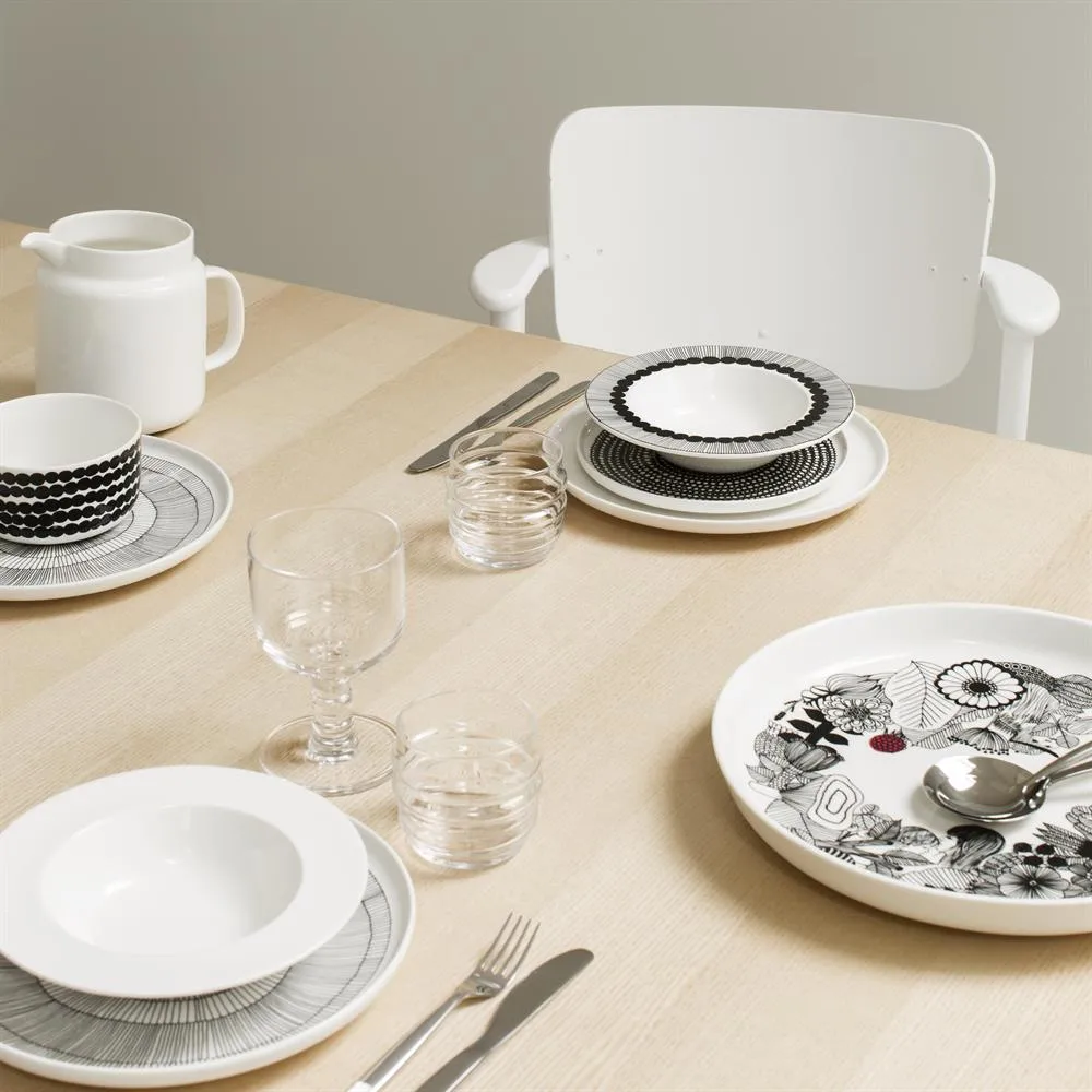 Räsymatto lautanen 20 cm 6 kpl musta pikkupallollinen,  Marimekko