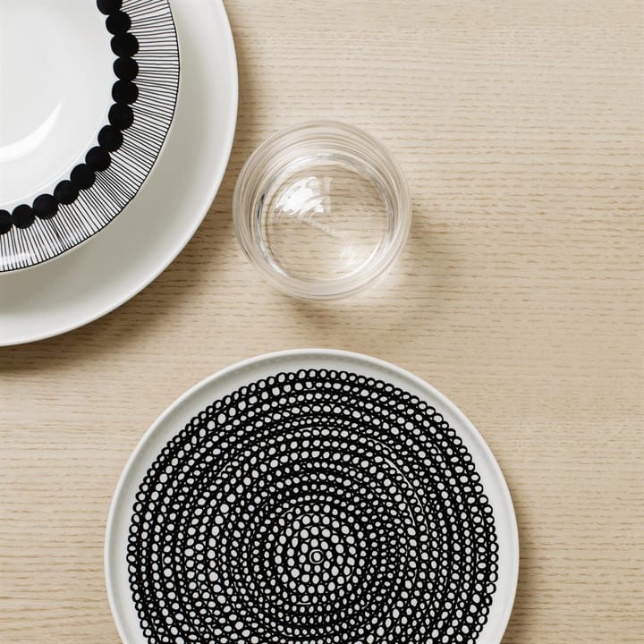 Räsymatto lautanen 20 cm 6 kpl musta pikkupallollinen Marimekko