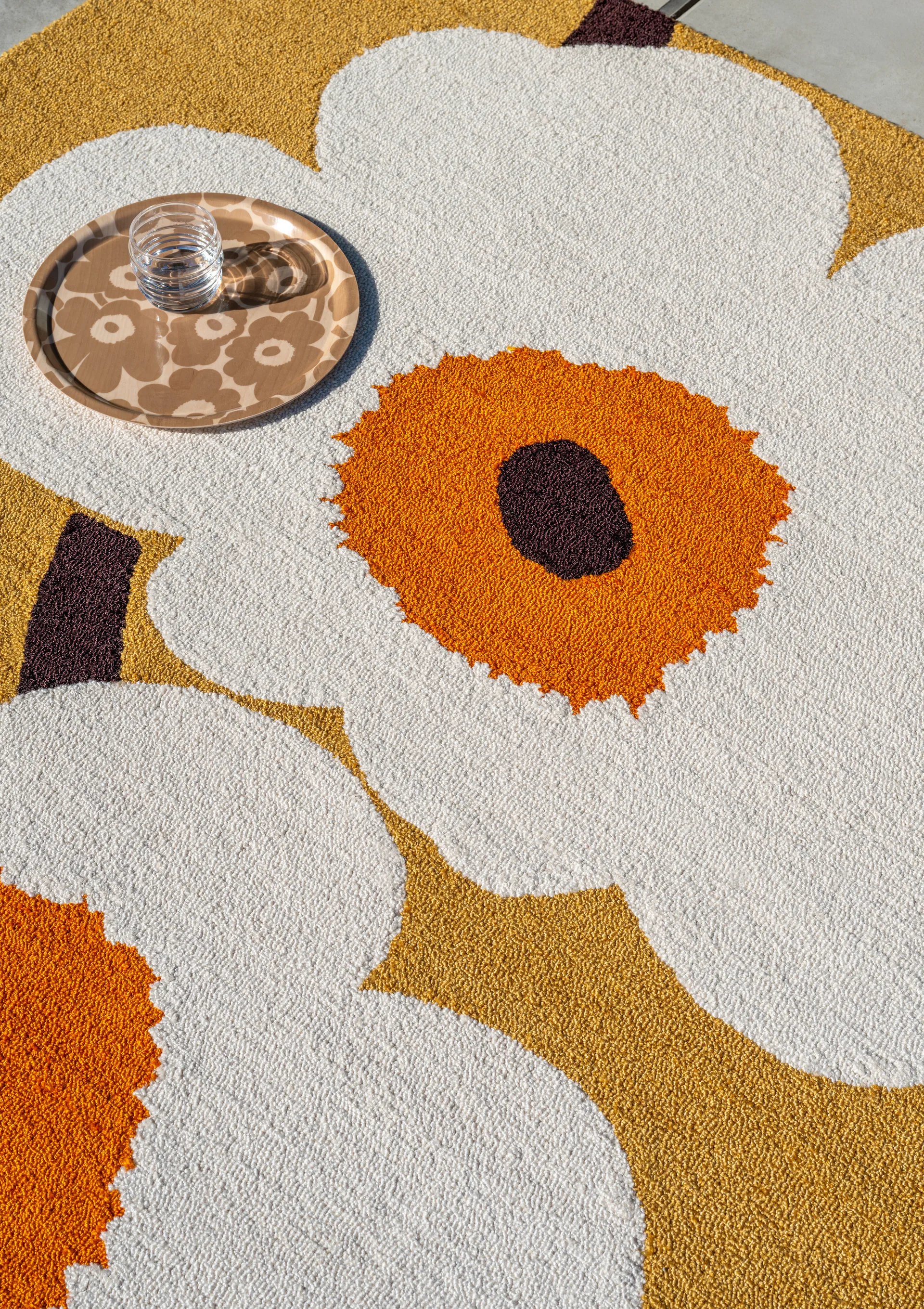 Unikko anniversary matto ulkokäyttöön, Honey, 160x230 cm Marimekko