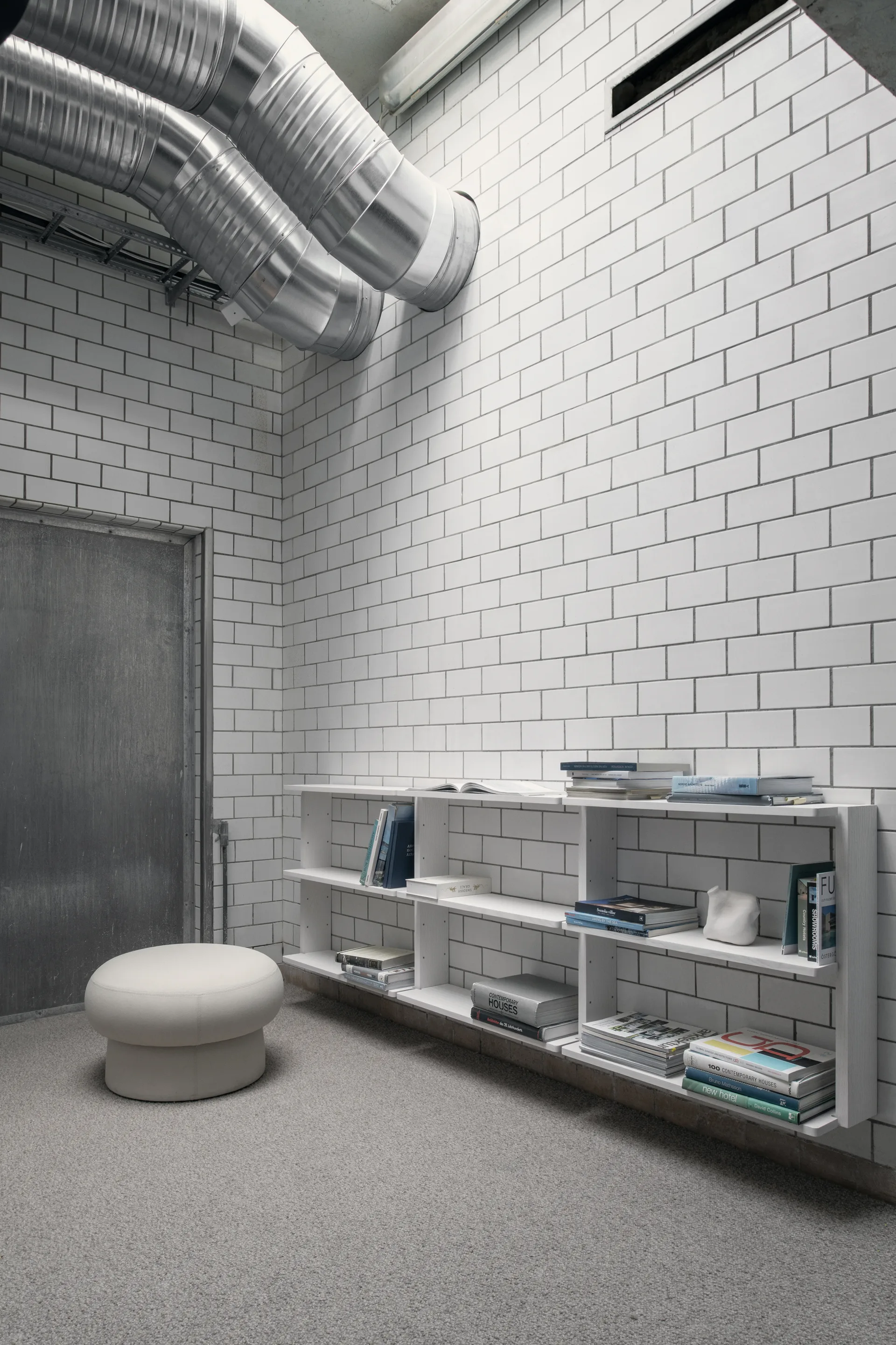 Gridlock Side Panel H740, White stained Ash Massproductions