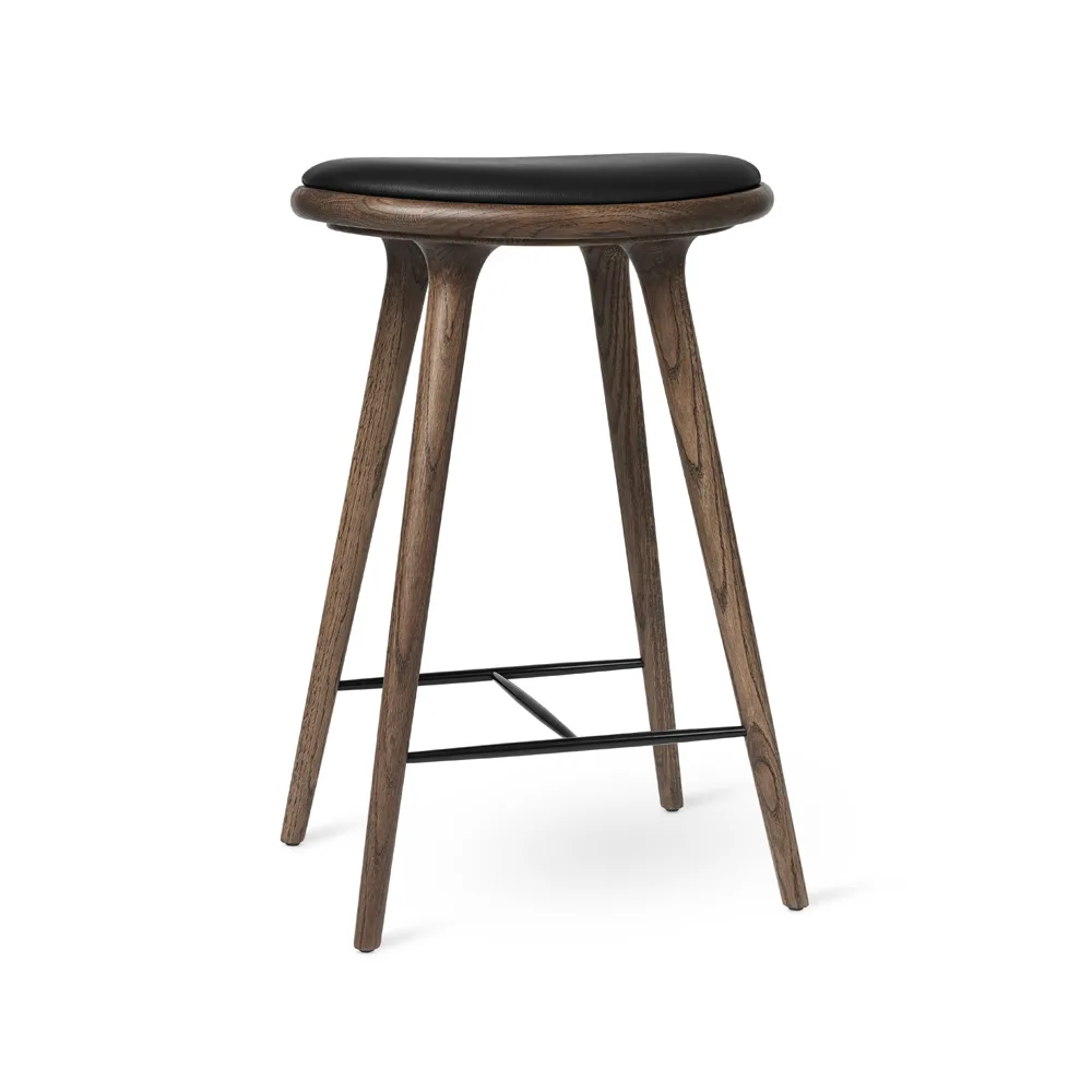 Mater high stool baarijakkara korkea 74 cm, nahka musta, ruskeaksi petsattu tammiteline Mater