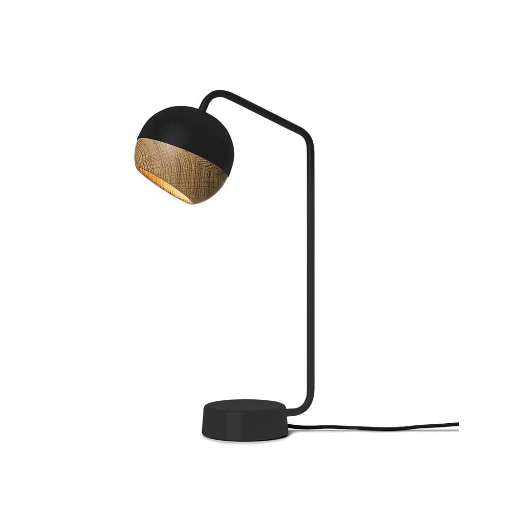 Mater Ray pöytävalaisin black, varjostimessa tammiyksityiskohta