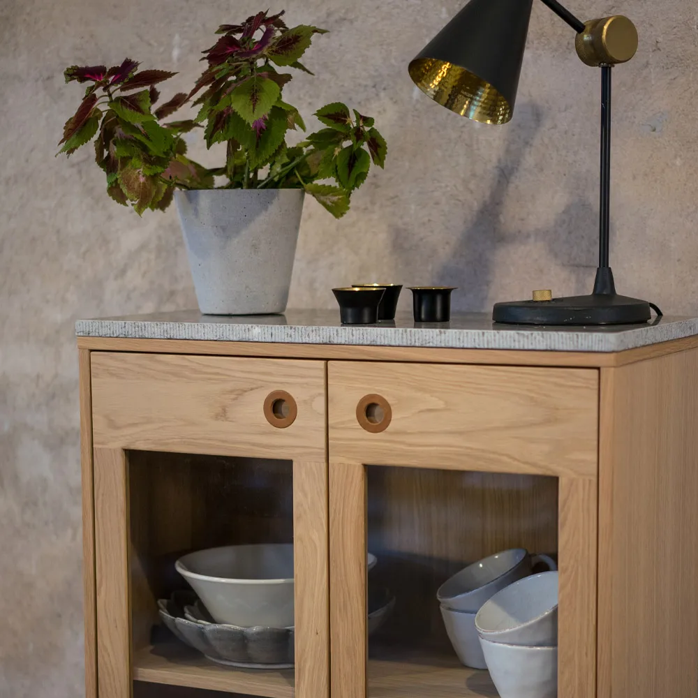 Höllviken-kaappi, vaaleanharmaa Mavis