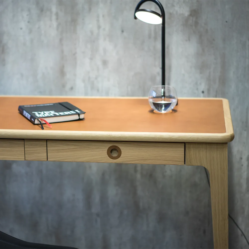 Höllviken kirjoituspöytä, vaaleanharmaa Mavis